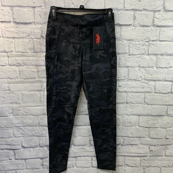 The Gym People Dark Camo Print Leggings with Side Pockets Size Small - Picture 1 of 5